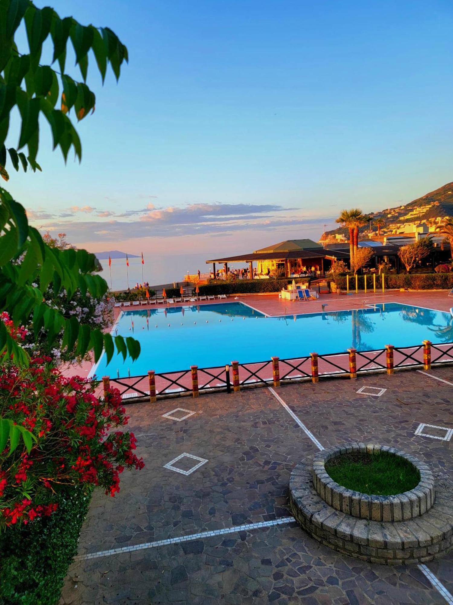 Villaggio Hotel Club Calanovellamare Piraino Dış mekan fotoğraf